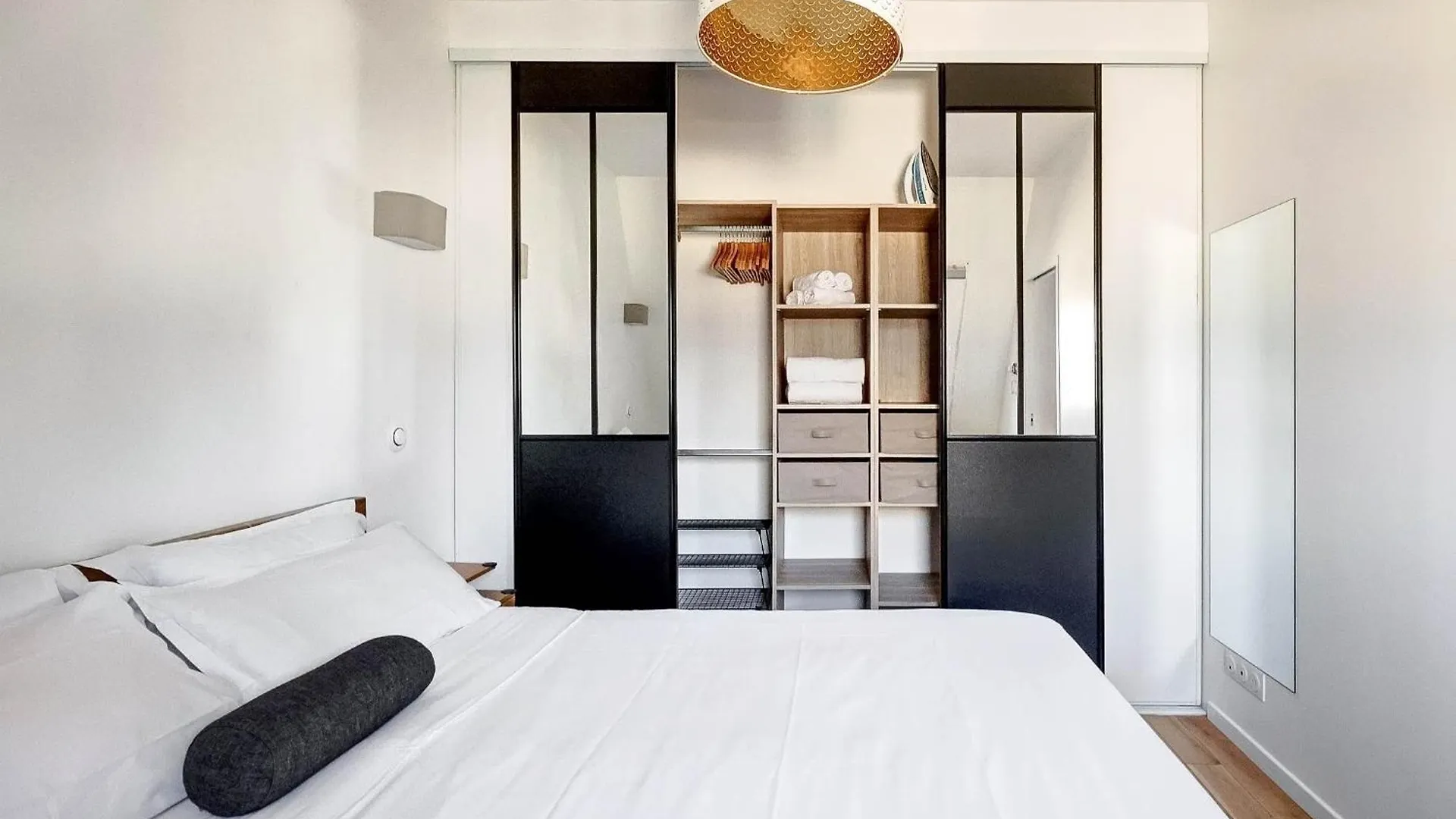 Champs-Elysees - 1Br - Cityapartmentstay Paris