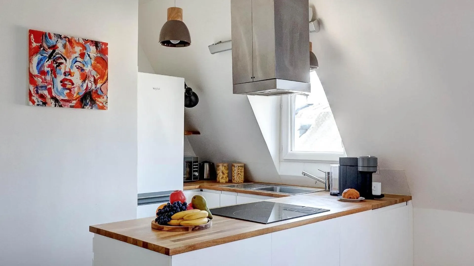 Champs-Elysees - 1Br - Cityapartmentstay Paris Apartment